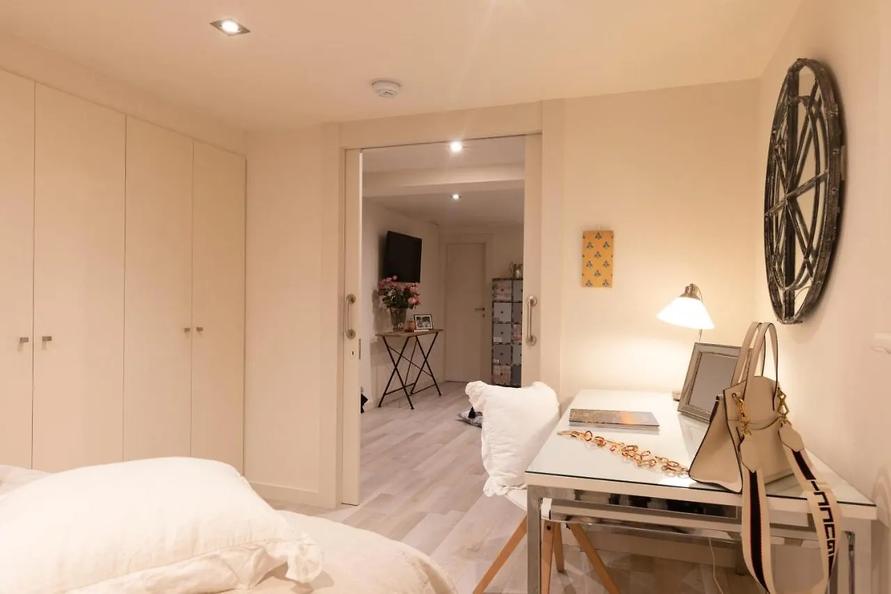 Chic Apartments Barcelona