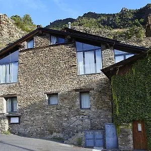 https://cal-bou-rural-resort.andorra-la-vella-hotels.net